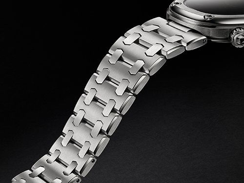 Credor Locomotive GCCR995 Bracelet